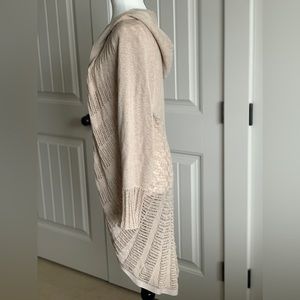 Cream hooded sweater